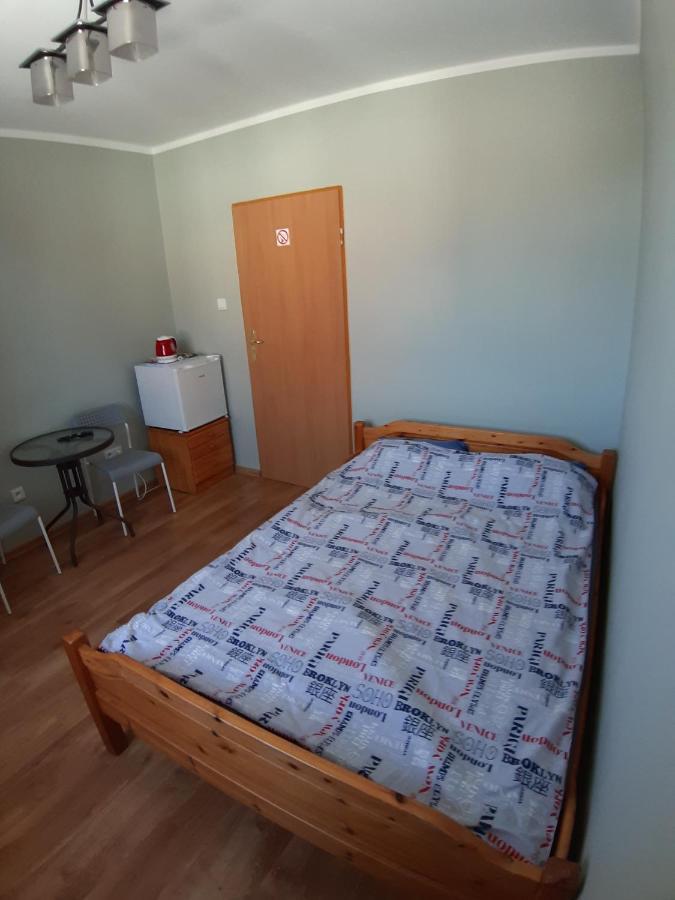Pokoje Goscinne Zacisze Rowy  Exterior foto